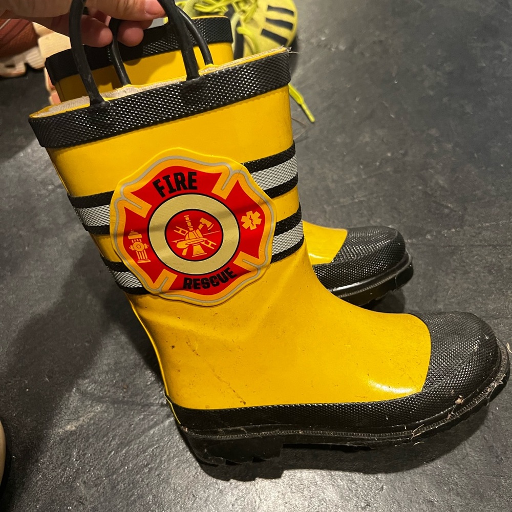 Fire fighter rain boots